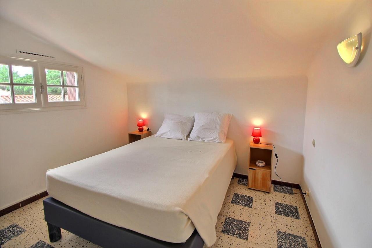 Meuble Trois Etoiles Au Premier Etage D'Une Maison Typique Saint-Cyprien  Exterior photo